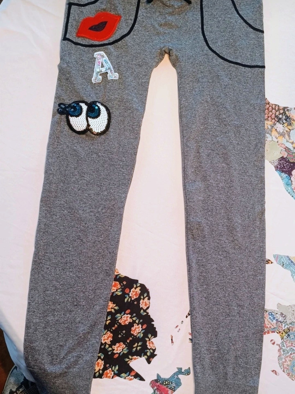 Women's LA WINNER Heather Charcoal Leggings  with Patches- One Size Plus